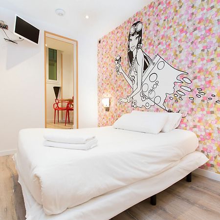 Ainb Las Ramblas-Colon Apartments Barcelona Exterior photo