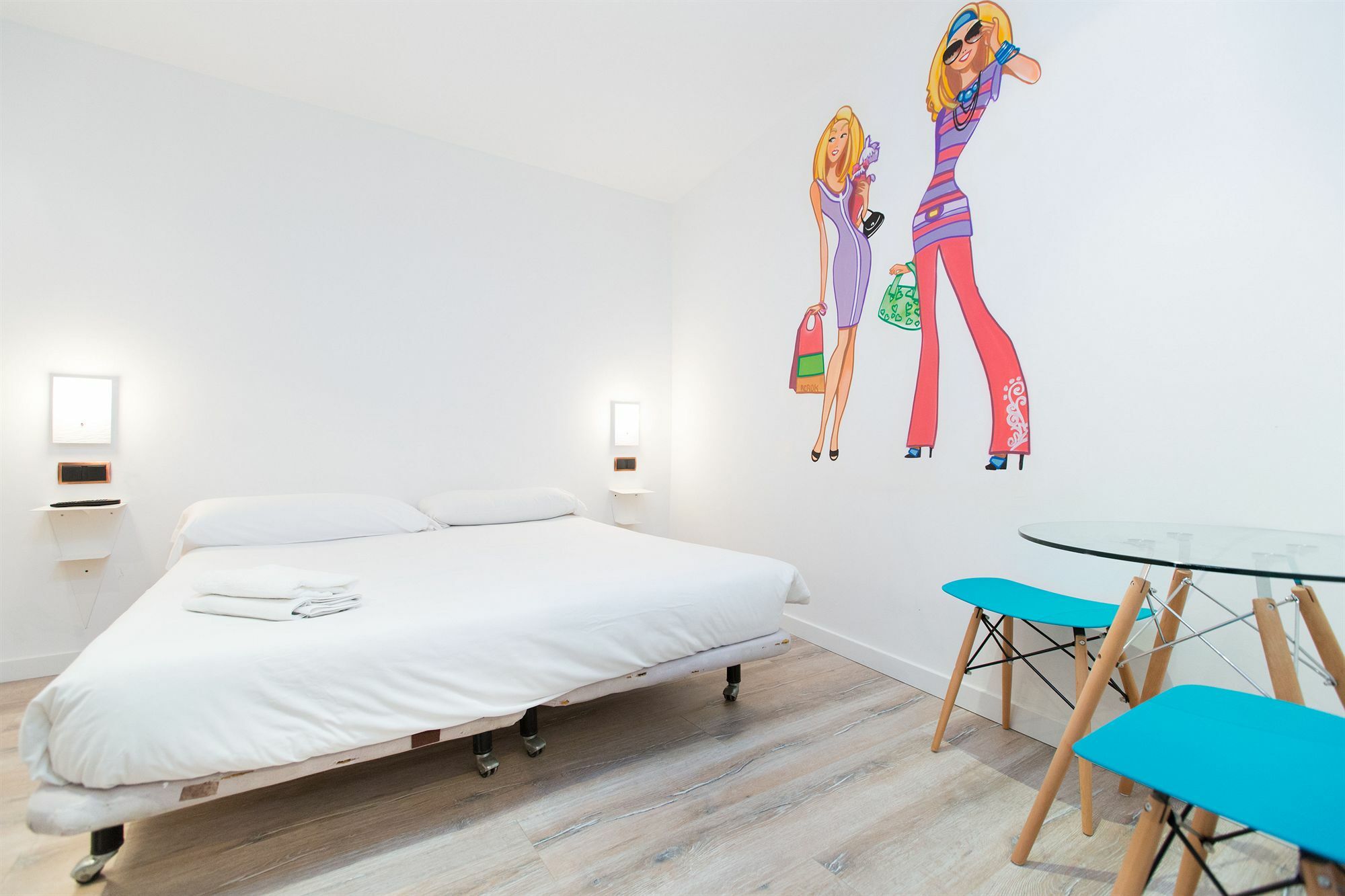 Ainb Las Ramblas-Colon Apartments Barcelona Exterior photo