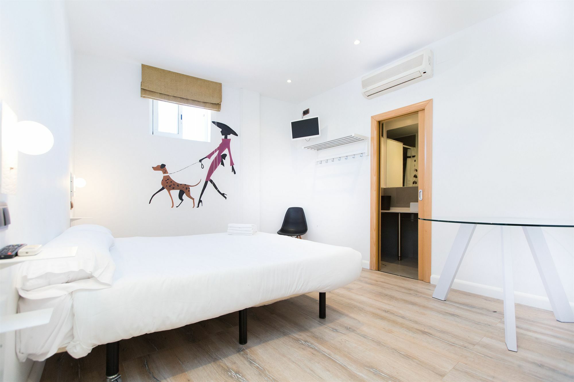 Ainb Las Ramblas-Colon Apartments Barcelona Exterior photo